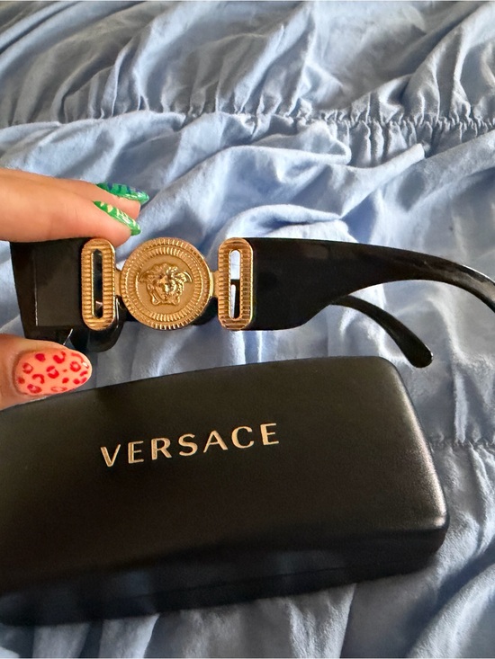 Versace Unisex Black Medusa Frame Sunglasses main image 5